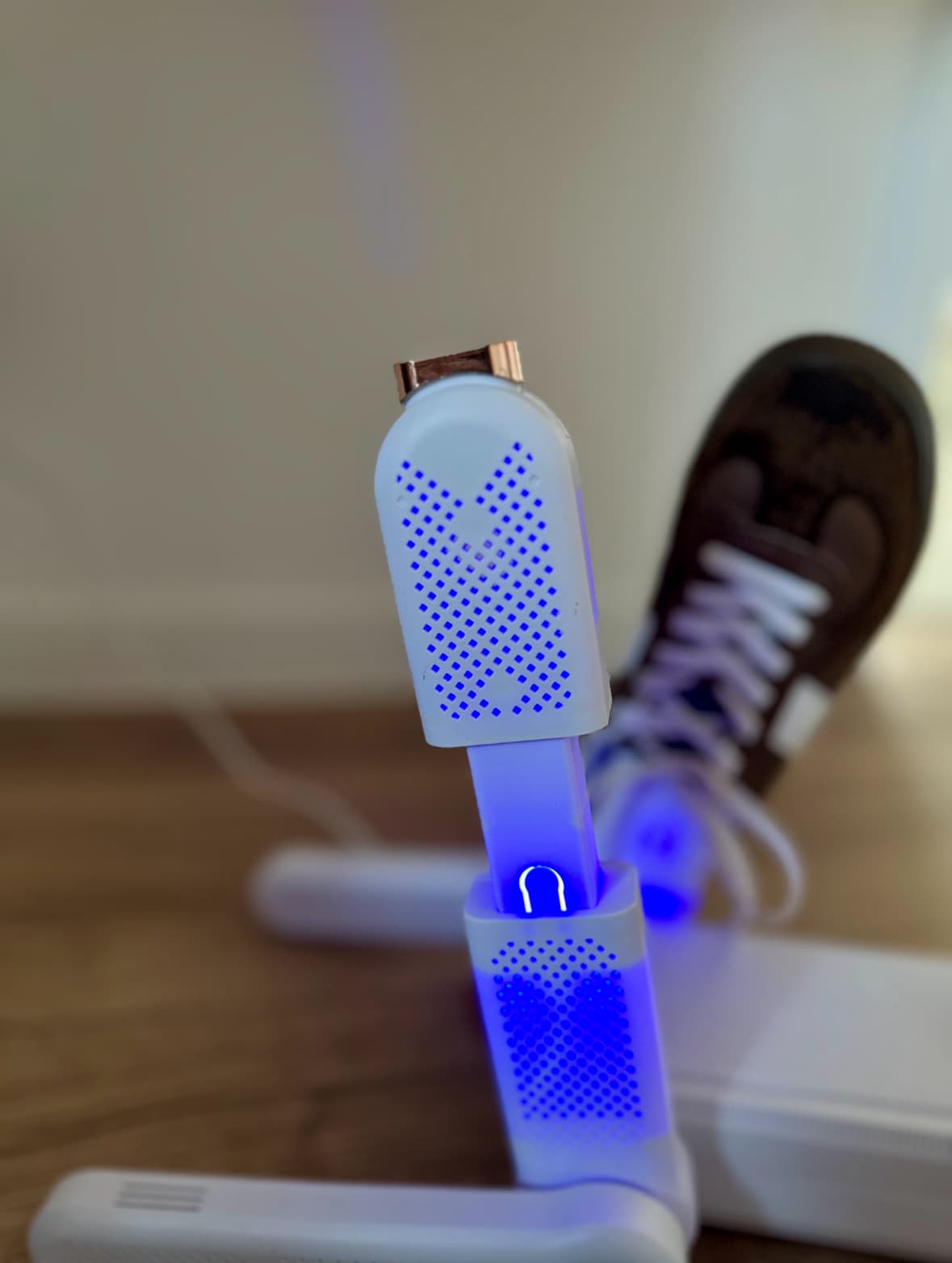 Elektryczna suszarka do butów z timerem – szybkie suszenie i eliminacja wilgoci!